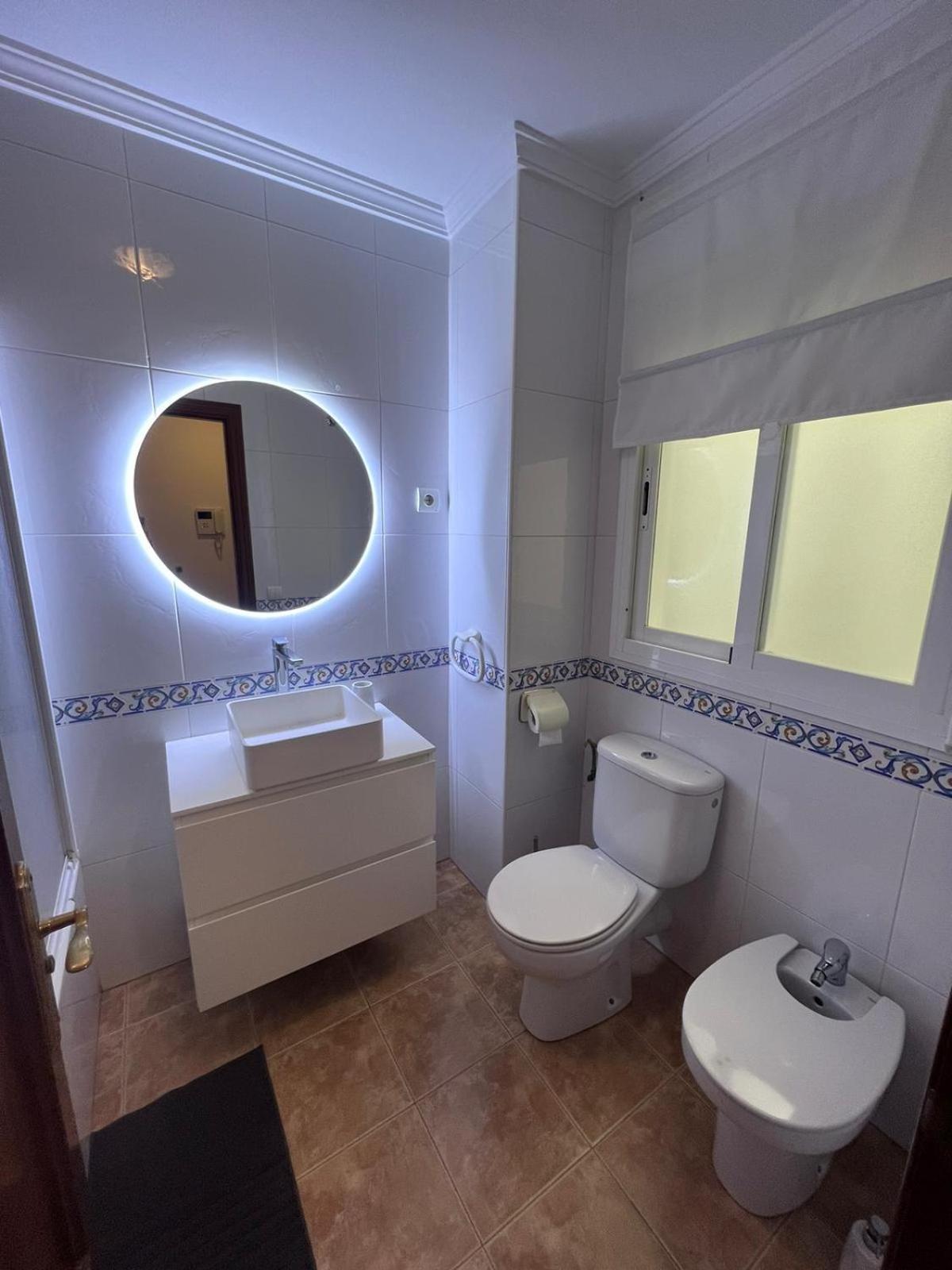 Apartamentos La Caleta كاليتا دي فيليز المظهر الخارجي الصورة